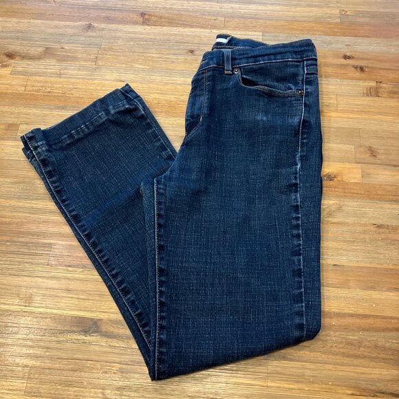 Levis Classic Boot dark denim high waisted 5 pocket stretch denim jean size 8 - Picture 2 of 6
